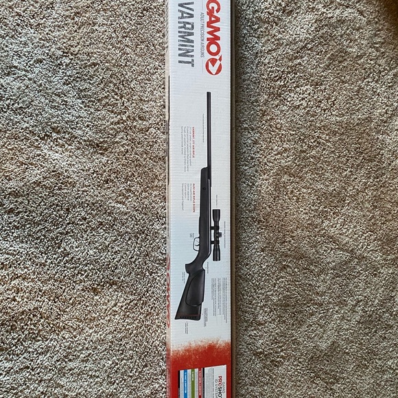 Gamo Other - Gamo Varmint Pellet Gun for kids or adults.